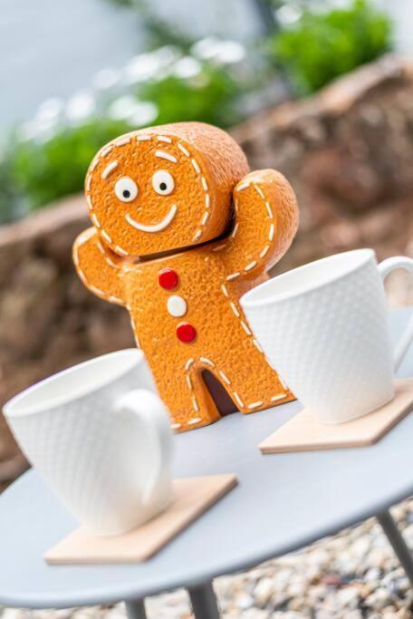 Gingerbread Lodge Torquay Exterior photo